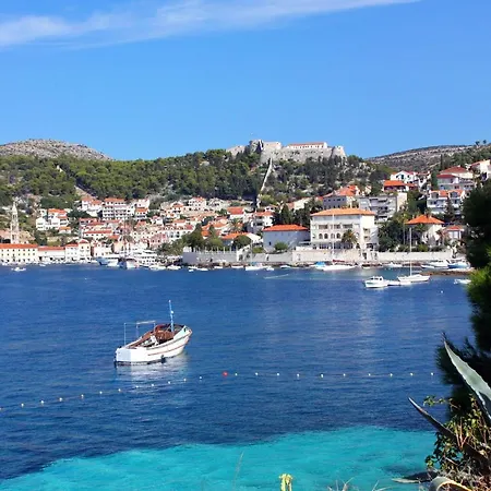 With Wifi Hvar - 5690 Apartman Hvar Town