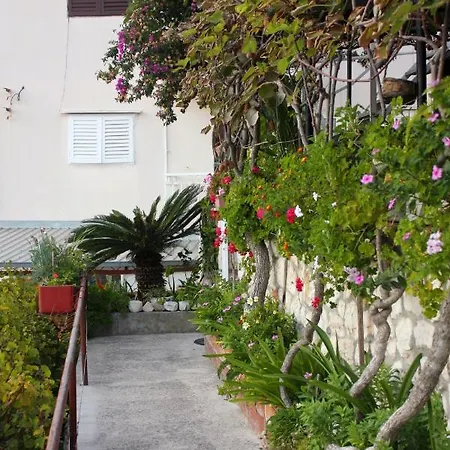 Apartman With Wifi Hvar - 5690 *